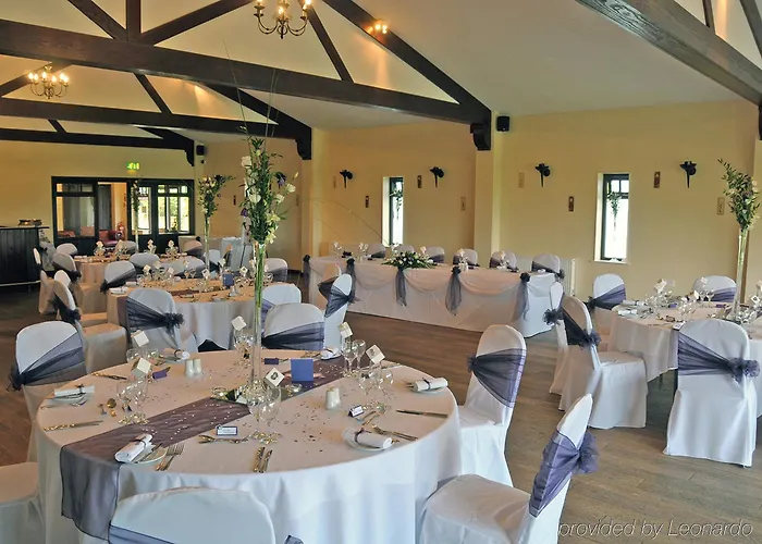 Hotel Ox Pasture Hall