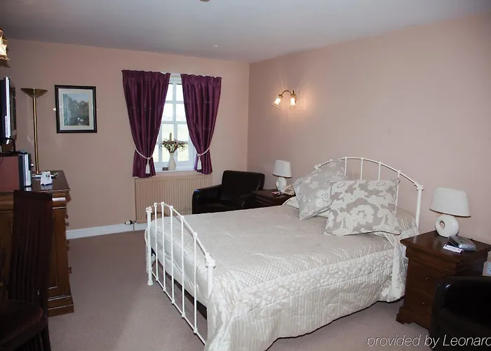 Ox Pasture Hall Hotel 4*