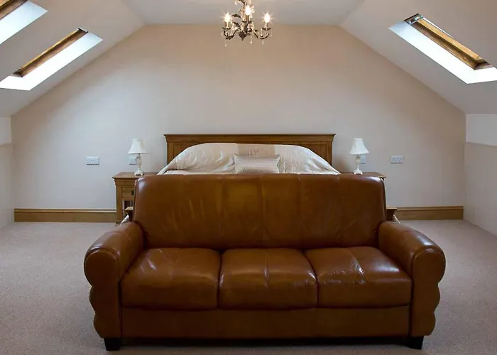 Hotel Ox Pasture Hall 4*